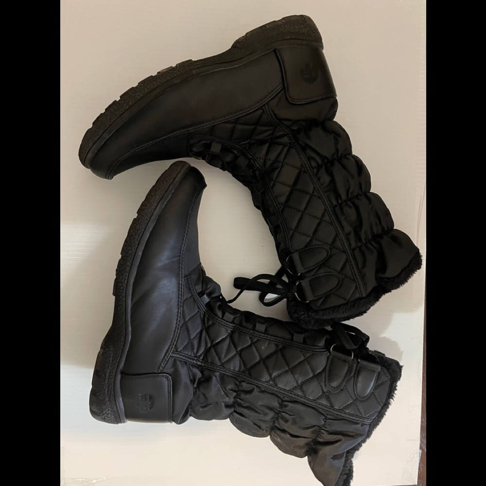 Totes boots